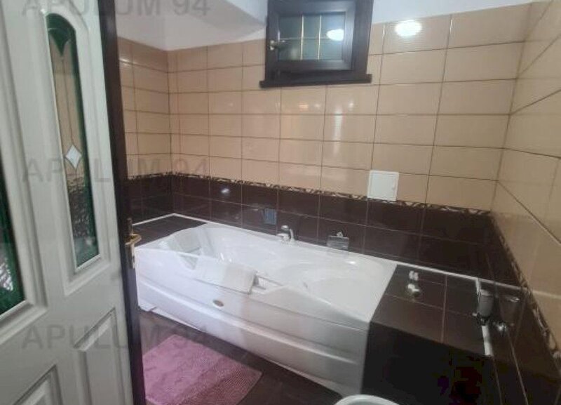 Hotel Boutique de vanzare in Sinaia - Zona Centrala